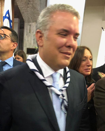 1 encabezado  presidente con aniba de kineret