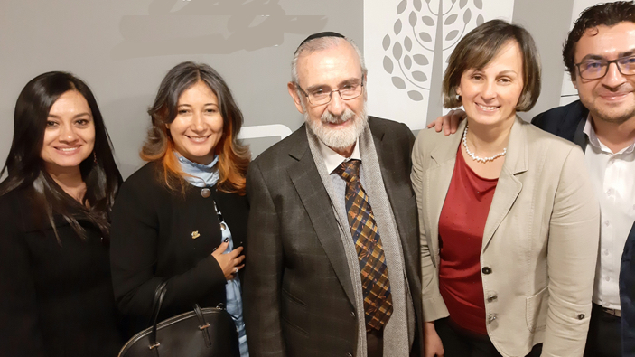 Presidenta y directores de sociedad b%c3%adblica colombiana