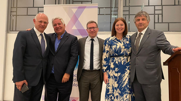 Despedida embajador cantor