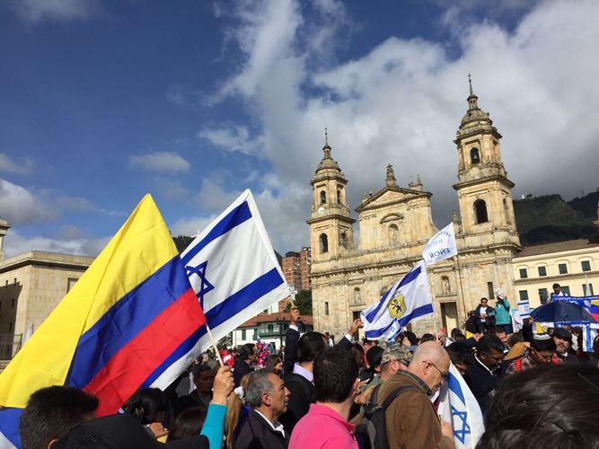En plaza de Bolívar