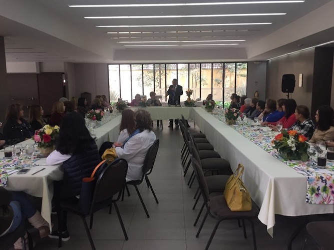 Almuerzo mujeres