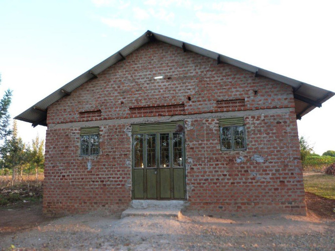 Sinagoga alterna, en Nasenyi