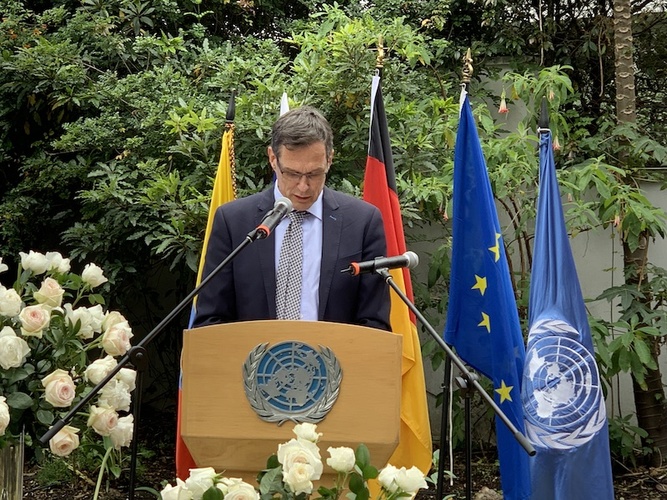 Embajador  de Alemania, Sr. Peter Ptesse