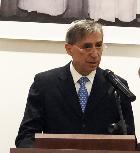 Presidente AIM Donald Kirschberg