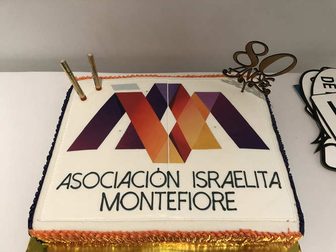 Torta de cunpleanios AIM