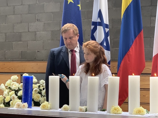 hijo de sobreviviente Sameul Kopek ZL