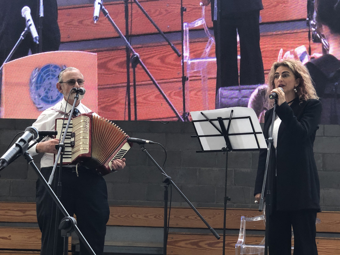 Rabino Alfredo y Deby Korn