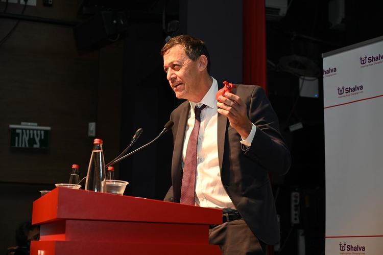 Dan Orian Vice ministro y Embajador de Asuntos Sociales y Cívicos de Relaciones Exteriores de Israel